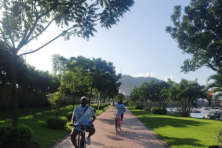 Panama City Bike Tour: Explore the Canal and Casco Viejo by Bicycle photo 3