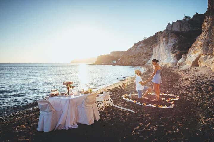 Santorini Private Horseback Ride and Romantic Caldera Picnic photo 2