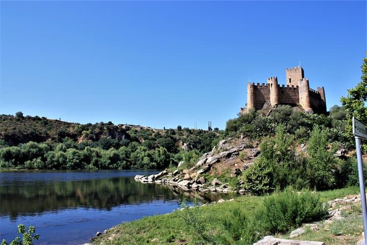 Knights Templar Route Full-Day Private Tour from Lisbon: Tomar, Almourol & Medieval Portugal