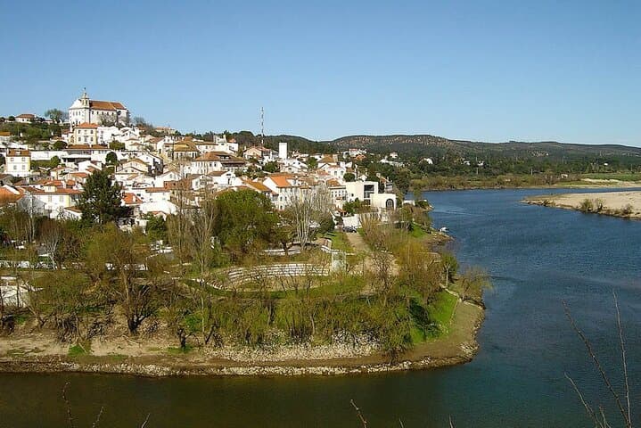 Knights Templar Route Full-Day Private Tour from Lisbon: Tomar, Almourol & Medieval Portugal photo 2