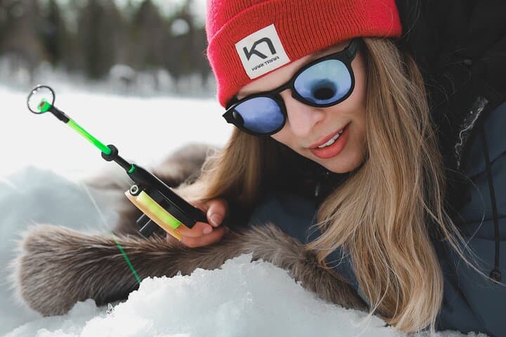 Snowmobiling and Ice-Fishing Lunch in Lapland from Rovaniemi photo 5