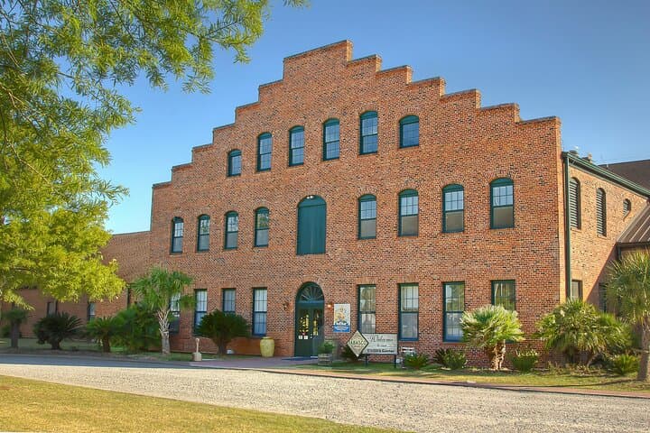 Avery Island Experience: Tabasco Factory Tour & Jungle Gardens Self-Guided Visit