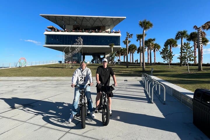 Explore St. Petersburg by Electric Bike: Day Rentals, Routes & Practical Tips photo 5