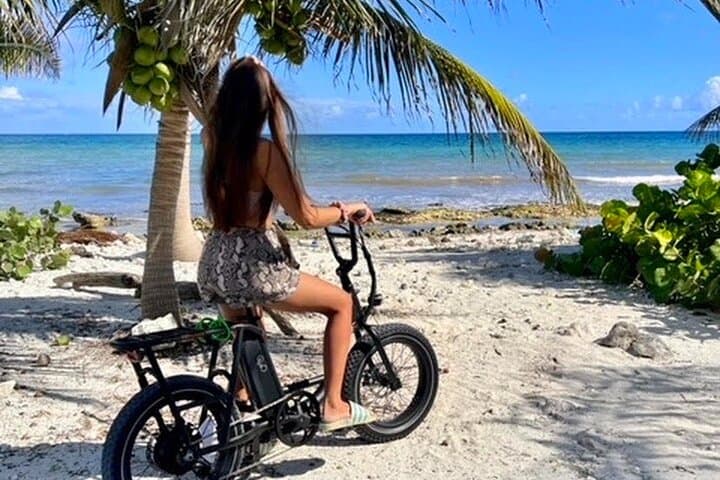 Mahahual Electric Bike Adventure: Coastline Tour to Colerain Lighthouse