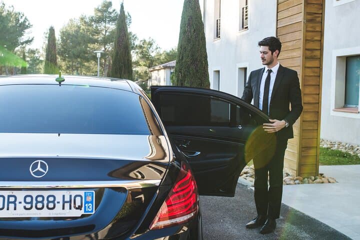 Private Chauffeur Day Tour from Aix-en-Provence: Customize Provence in a Day photo 3