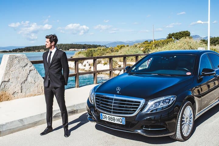 Private Chauffeur Day Tour from Aix-en-Provence: Customize Provence in a Day