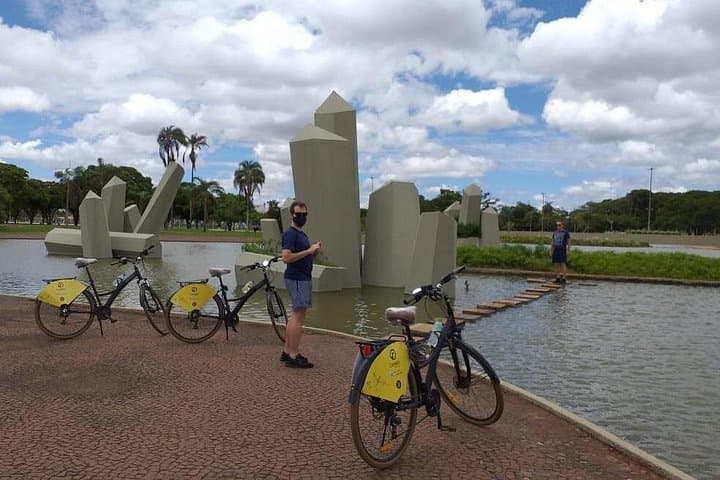 Brasília JK Memorial Bike Tour & Crystal Square Cycling Circuit