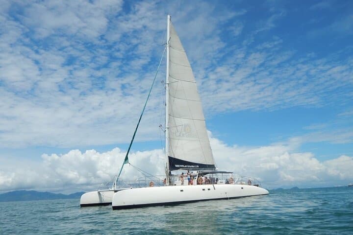 Day Sail to Isla Taboga: All-Inclusive Catamaran from Panama City photo 2