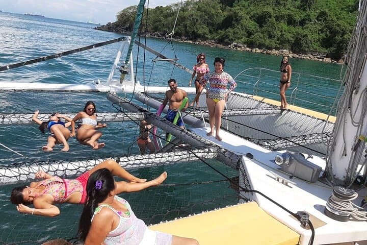 Day Sail to Isla Taboga: All-Inclusive Catamaran from Panama City photo 5
