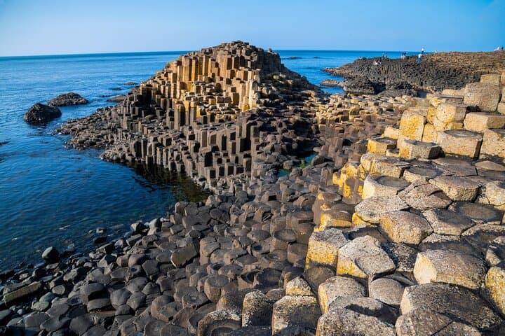 Giants Causeway & Belfast Private Day Tour from Dublin — Luxury Chauffeur Excursion photo 5
