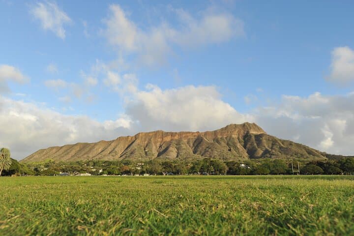 Diamond Head Sunrise Hike with Malasada & Bogart's Mini Acai — Half-Day Pickup photo 6