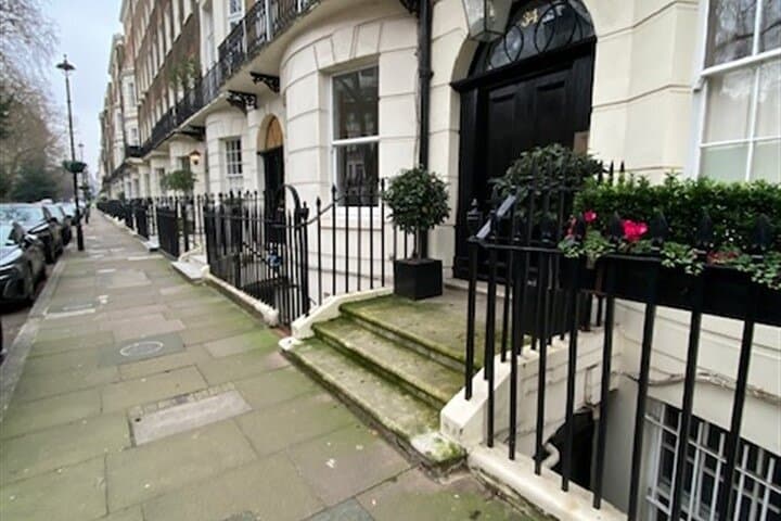 Beatles London Walking Tour: Abbey Road, Studio Stories & Rooftop Finale photo 4