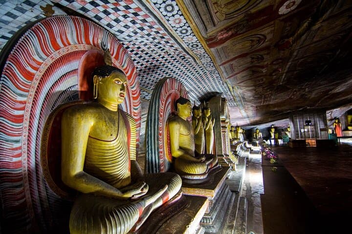Sigiriya Lion Rock and Dambulla Cave Temple Day Tour from Colombo photo 4