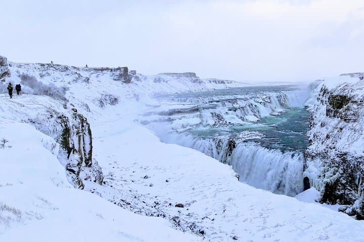 Golden Circle Private Tour with Keflavik Airport Pickup: Þingvellir, Geysir & Gullfoss in One Day photo 6