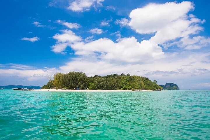 Private Longtail Around Phi Phi & Bamboo Island — 6-Hour Charter Guide