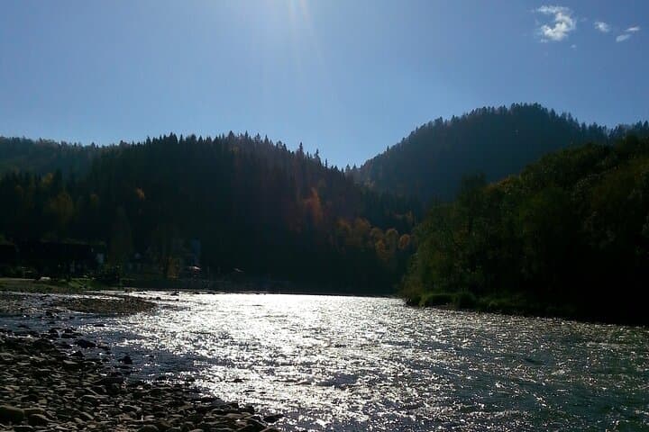 Dunajec River Rafting from Krakow: Full-Day Pieniny Gorge Wooden Raft Expedition photo 3