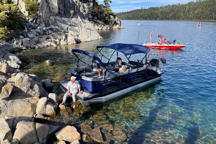 Luxury Pontoon Rental on Lake Tahoe: Private Bennington Cruises from Rubicon Pier photo 1