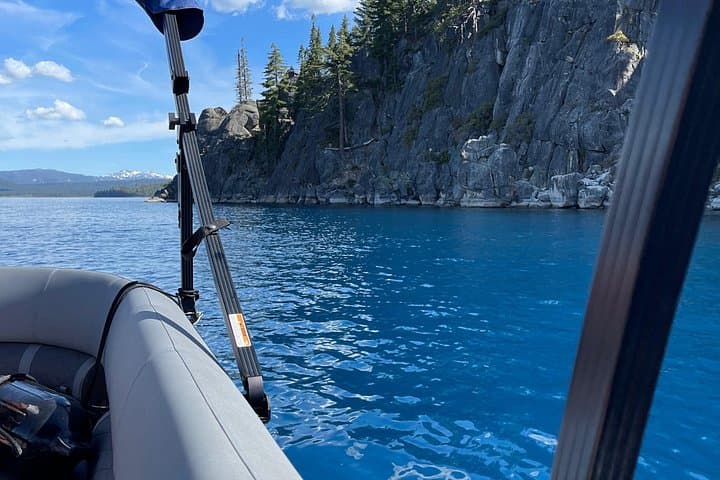 Luxury Pontoon Rental on Lake Tahoe: Private Bennington Cruises from Rubicon Pier photo 4