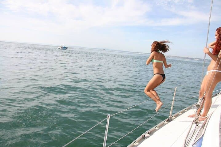 Private 4-Hour Luxury Sailboat Tour and Swim on the Tagus — Lisbon photo 3