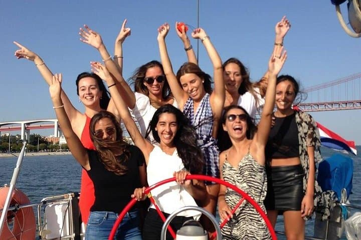 Private 4-Hour Luxury Sailboat Tour and Swim on the Tagus — Lisbon photo 2