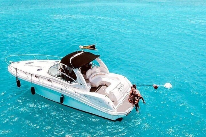 Private Yacht Snorkeling Charter in Montego Bay — 49' Sport Cruiser Experience photo 1