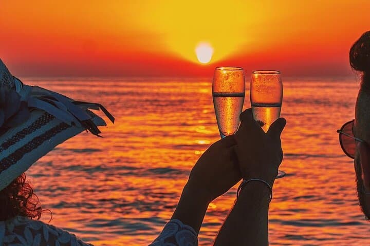 Sunset Prosecco Cruise from Sorrento: Private Marina Piccola Boat Tour photo 1