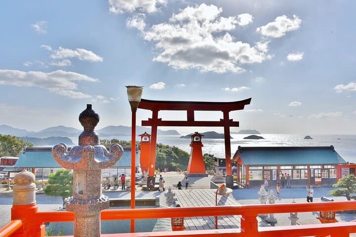 One-Way Scenic Bus from Fukuoka to Miyajima: 2-Day Yamaguchi Highlights photo 4