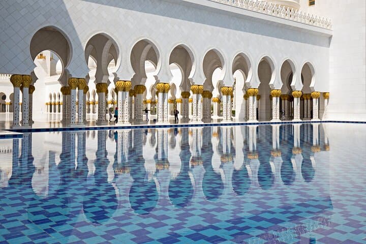 Abu Dhabi Day Tour: Sheikh Zayed Mosque, Corniche & Yas Island Highlights photo 2