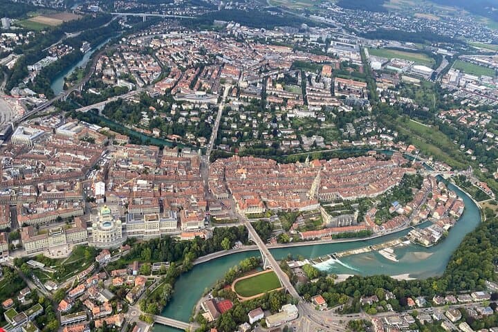 Bern Helicopter Sightseeing Tour: 18-Minute Bern-Belp Flight Over the Aare & Old Town photo 2