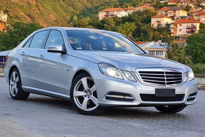 Skopje to Sofia Private Transfer: Comfortable Cross-Border Drive (3–4 hrs)