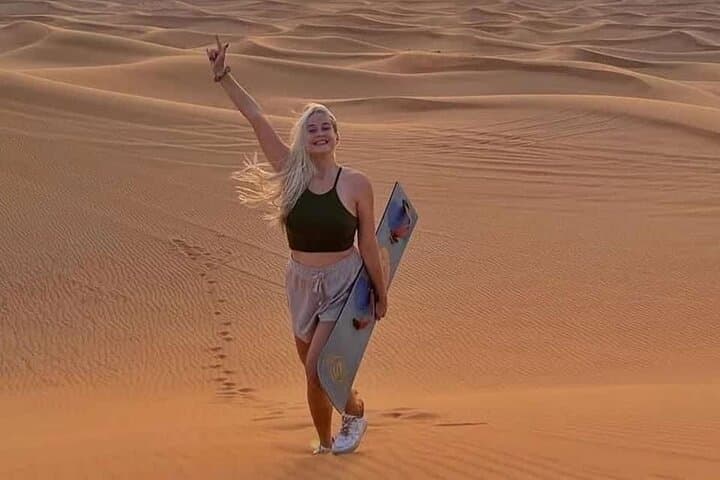 Dubai Red Dunes Evening Safari & BBQ with Camel Ride and Live Shows photo 3