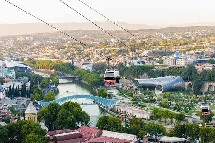 3-Day Private Georgia Tour from Tbilisi — Mtskheta, Kakheti & Kazbegi