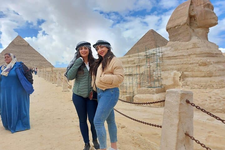 Giza Pyramids, Sphinx & Nile Felucca: Private Cairo Day Tour