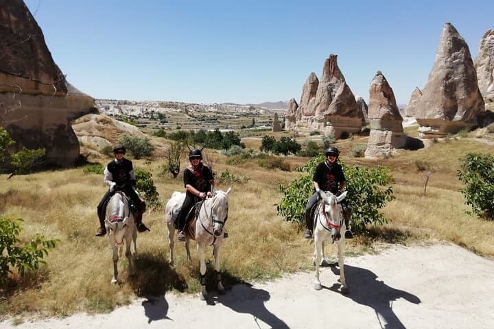 Cappadocia Horse Riding in Red & Rose Valley: 2-Hour Guided Ride from Goreme photo 3