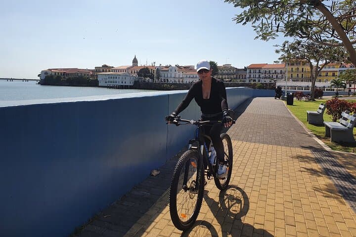 Panama City Bike Tour: Explore the Canal and Casco Viejo by Bicycle photo 6