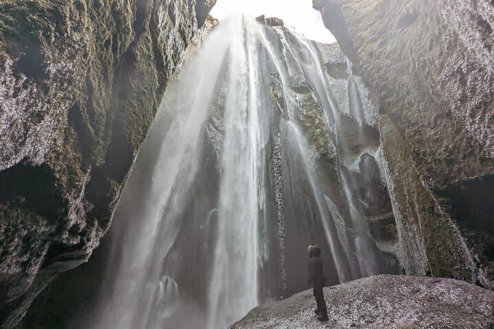 South Coast Waterfalls Tour: Seljalandsfoss, Skógafoss and Hidden Falls from Reykjavík