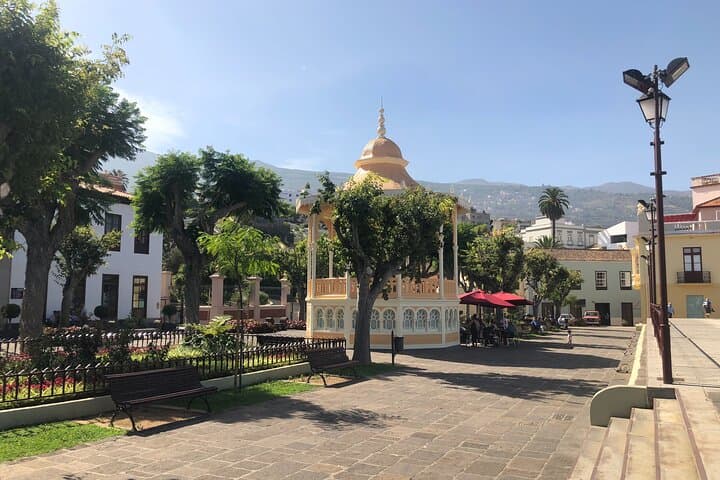 Island Circuit: One-Day Tour of Tenerife — Candelaria, La Orotava, Garachico & Masca photo 2