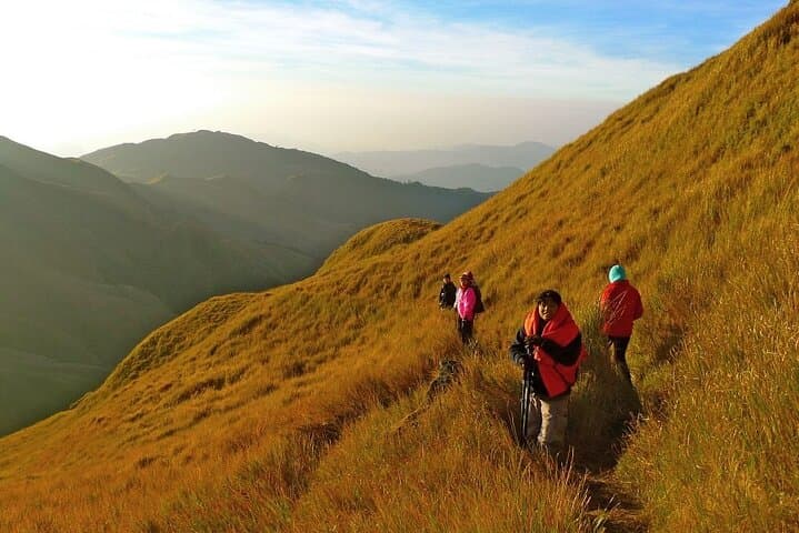 Mt. Pugad Sunrise Hike: Private Tanay Tour with 4x4, ATV & Ridges and Clouds photo 6
