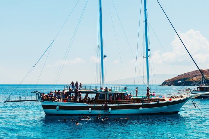 Saronic Island Escape: Full-Day Aegina, Agistri & Moni Cruise from Athens