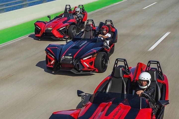 Cruise Los Angeles in a Polaris SlingShot Rental photo 4