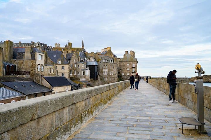 3-Day Normandy & Brittany Tour from Paris: Mont-Saint-Michel, Saint-Malo & Cancale photo 4