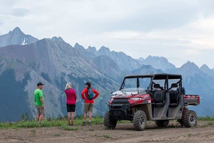 Private Fortress Ridgeline Hike in Kananaskis: Guided Backcountry Adventure