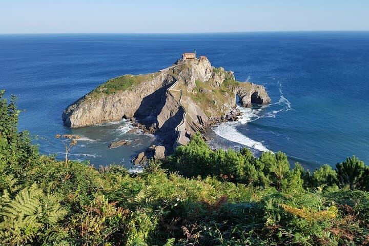 Private Coastal Tour from Bilbao: Gaztelugatxe, Bermeo, Mundaka & Gernika