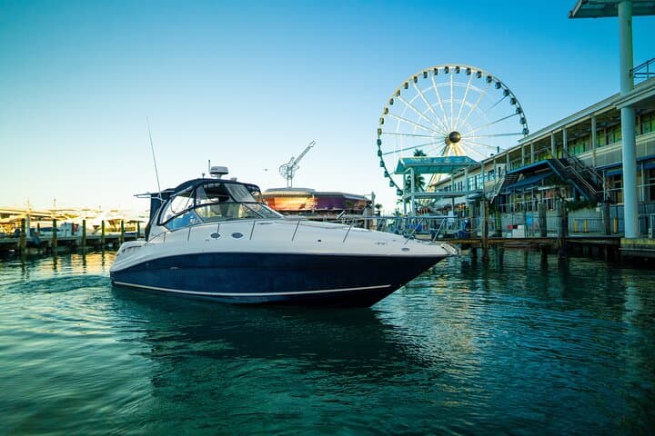 Miami Private Yacht Cruise: 2-Hour Biscayne Bay Charter