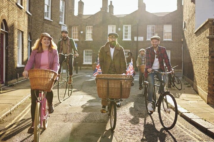 London Gin Safari: Pedal, Sip and Tour the City's Gin Story