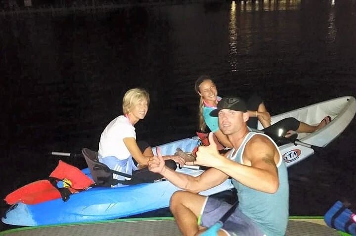 Fort Lauderdale Friday Nights Pints and Paddle Party — Sunset & Glow Kayak Tour photo 3