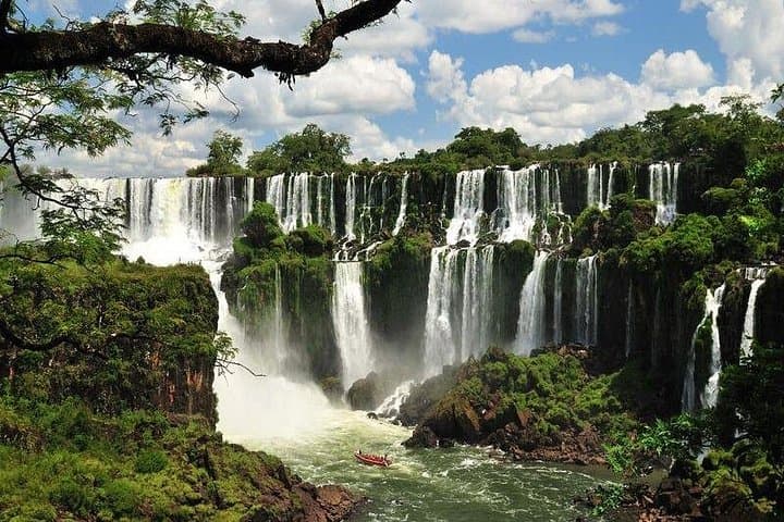 Iguazu Falls Full-Day Tour — Devil's Throat, Upper Walkways & Boat Options photo 3