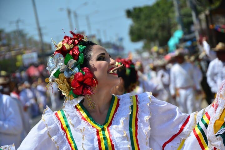 Front-Row at Batalla de Flores: Barranquilla Carnival Parade Experience photo 2