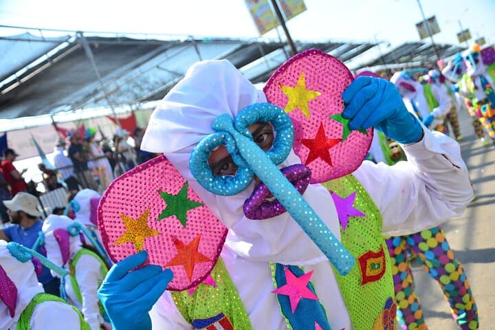 Front-Row at Batalla de Flores: Barranquilla Carnival Parade Experience photo 3