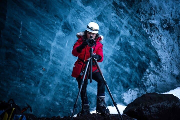 Ice Cave Private Photography Tour at Jökulsárlón — Glacier Photography in Iceland photo 3